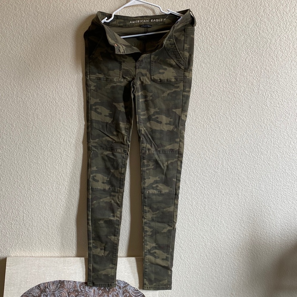 Camo American Eagle jeans